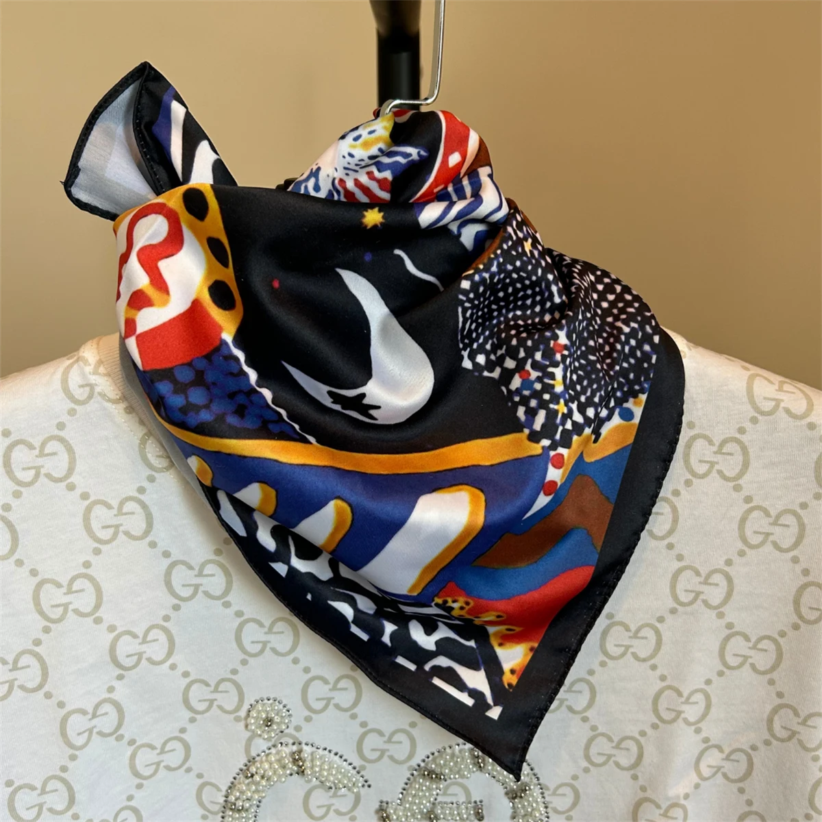 Desenli Saten Fular Bandana